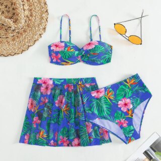 Maillot de bain motifs fleuris avec jupette