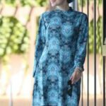 Maillot de Bain Burkini Bleu avec Motifs Traditionnels