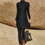 Maillot de Bain Burkini à Séchage Rapide sur une femme en extérieur
