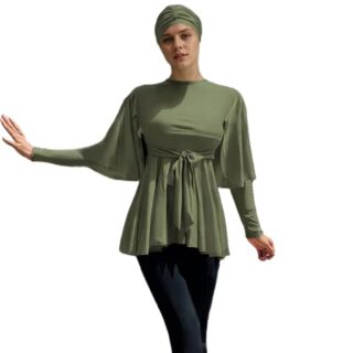 Maillot de Bain Burkini Vert avec Nœud sur une femme sur fond blanc